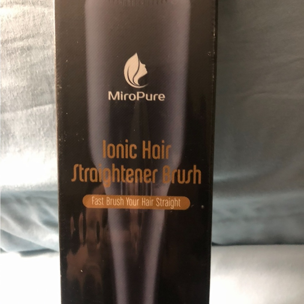 Never opened Hair straightener